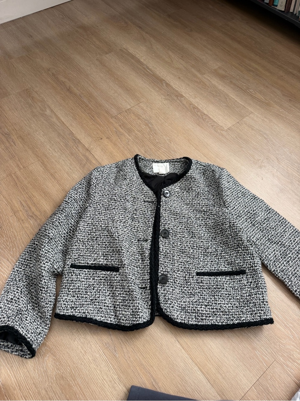 H&M Black and White Textured Cropped Blazer